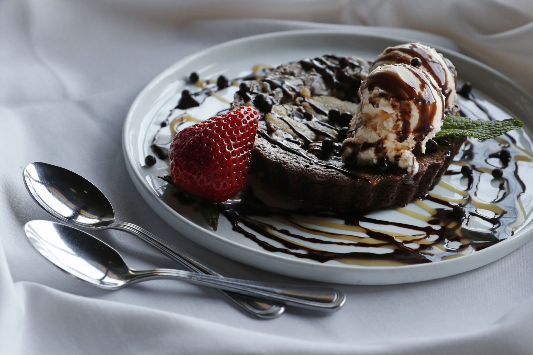 "Brookie" - warm cookie-brownie hybrid - at 800 Maple